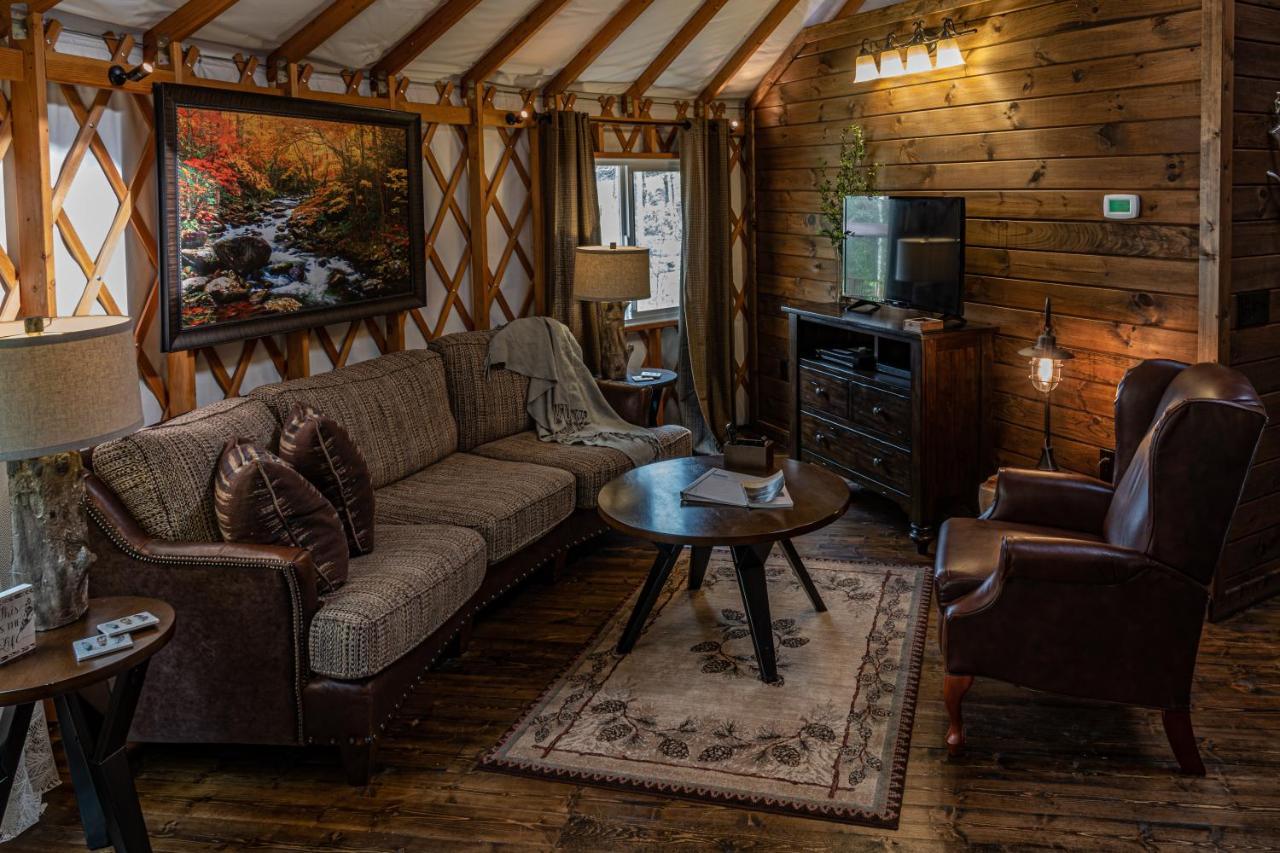 Tranquil Haven Luxy Yurt - Creekside Glamping With Private Hot Tub Villa Topton Kültér fotó